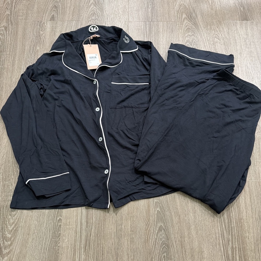 Eberjey Gisele Classic Women's Pajama Set | Black  S Embroidered N & Horseshoe
